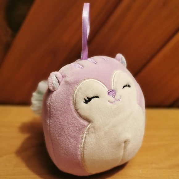 Sydnee the Squirrel Squishmallow - Picture 3 of 3